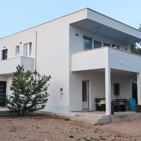 Little Swiss 2 3* Grebaštica