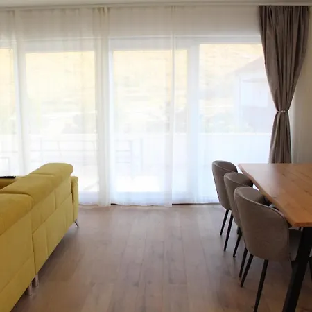 Little Swiss 2 3* Grebaštica