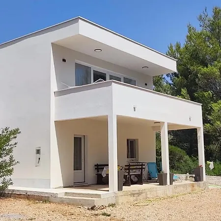 게스트하우스 Little Swiss 2 Grebaštica