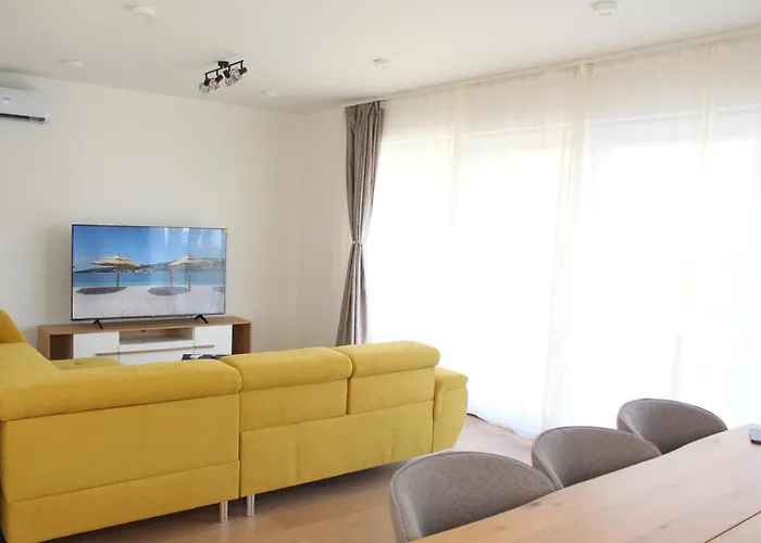 Guest house Little Swiss 2 Grebastica